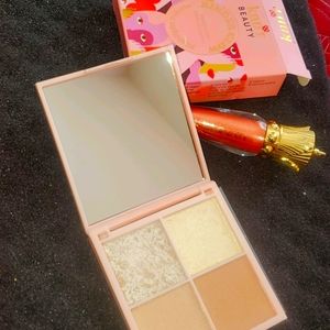 Kinder Glow highlighter pallet